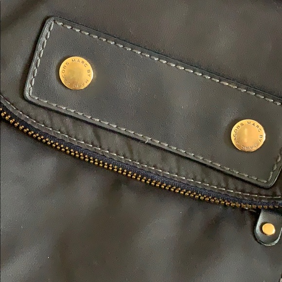 Marc by Marc Jacobs crossbody handbag ๐ - Picture 2 of 5